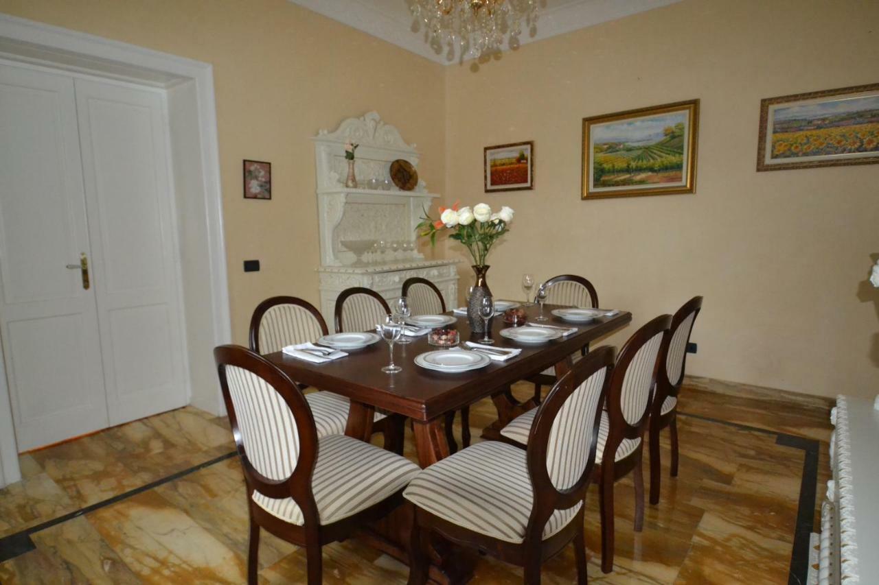 Villa Rina Deluxe And Cottage Porto Ceresio Exterior photo
