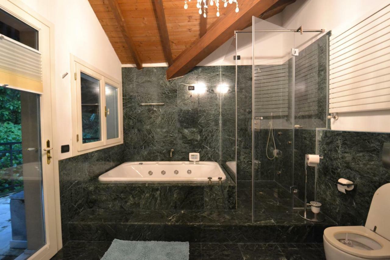 Villa Rina Deluxe And Cottage Porto Ceresio Exterior photo
